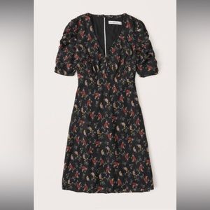 A&F Women's Cinched Sleeve Mini Dress